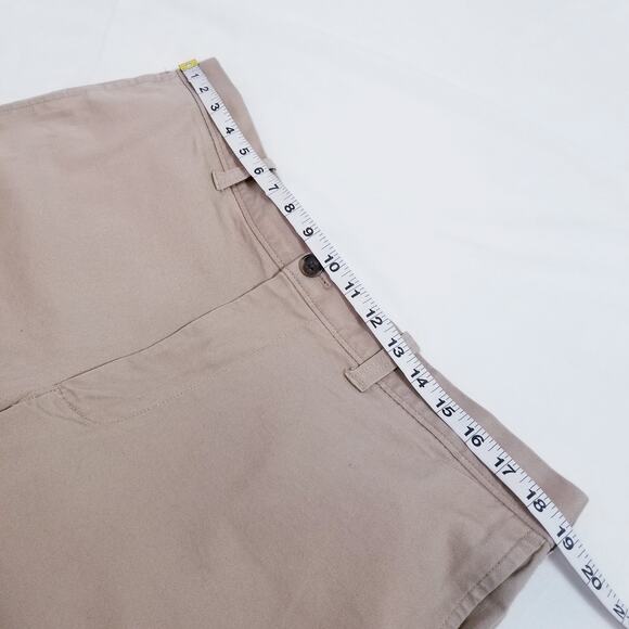 J. Crew Mercantile FLEX Khaki Shorts - Picture 5 of 10